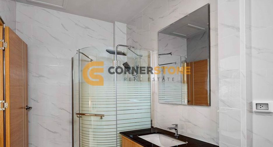 Haus zum Kauf mit 4 Zimmer in Bang Lamung, Chonburi