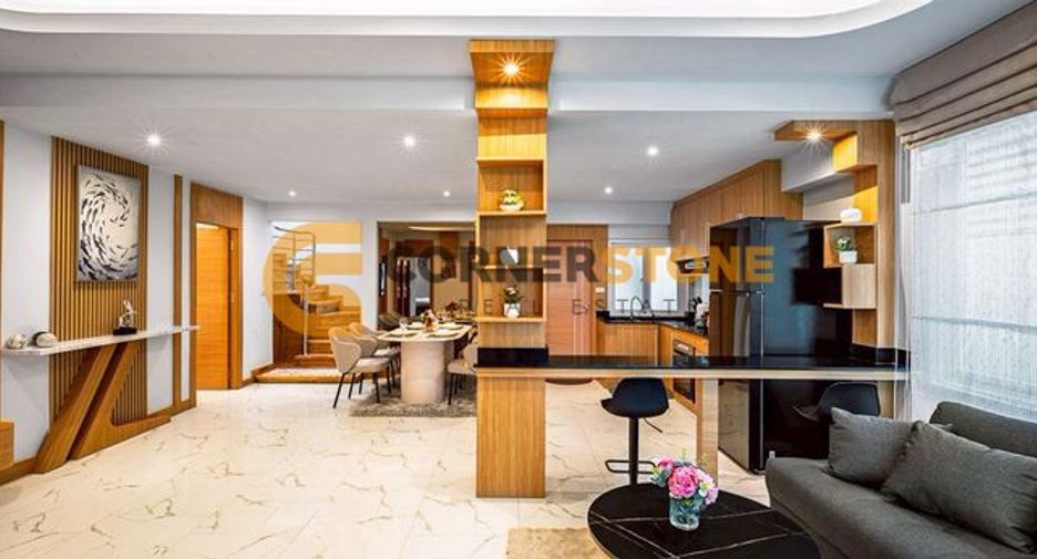 Haus zum Kauf mit 4 Zimmer in Bang Lamung, Chonburi