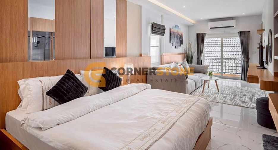 Haus zum Kauf mit 4 Zimmer in Bang Lamung, Chonburi