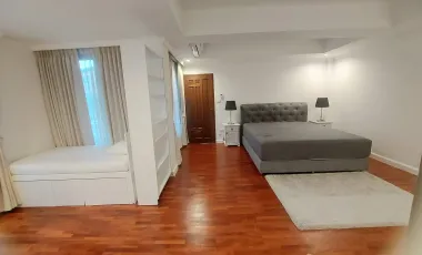 For rent 2 bedrooms apartment in Watthana, Bangkok