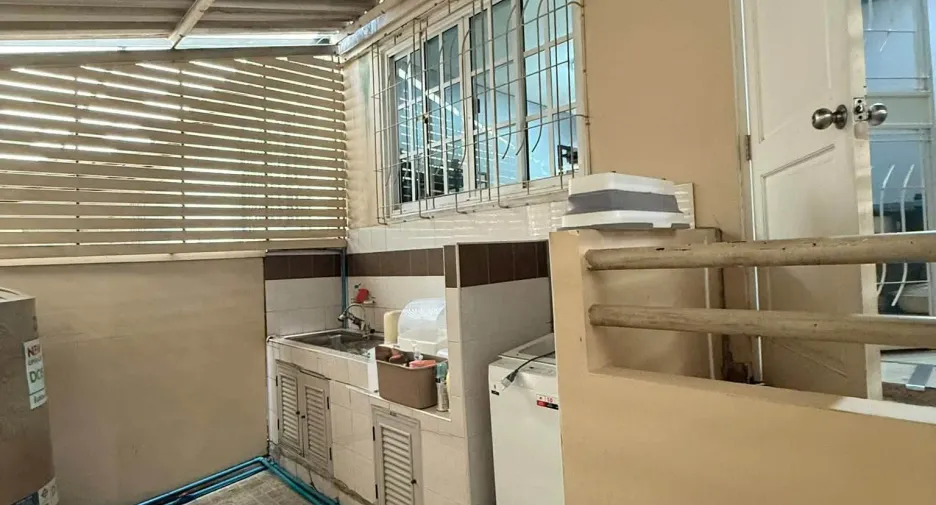 Haus zur Miete mit 3 Zimmer in Bang Kapi, Bangkok