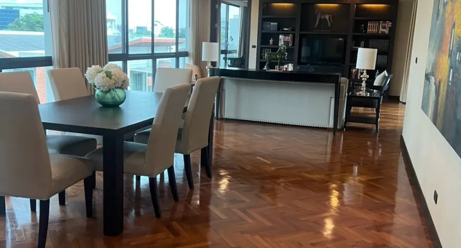 For rent 2 bedrooms apartment in Watthana, Bangkok