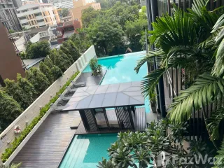 For rent 2 bedrooms apartment in Watthana, Bangkok