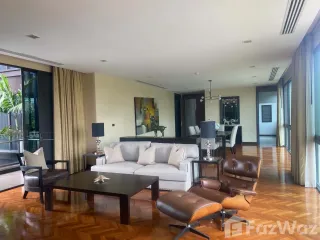 For rent 2 bedrooms apartment in Watthana, Bangkok