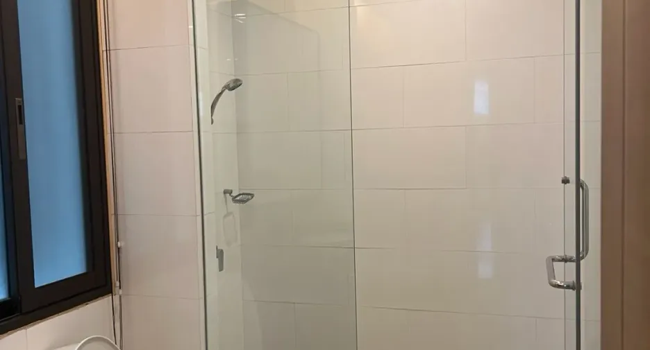 For rent 2 bedrooms apartment in Watthana, Bangkok