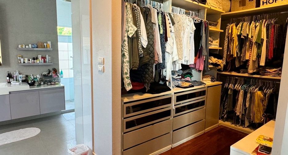 À vendre 4 chambres maison à Mueang Chiang Mai, Chiang Mai