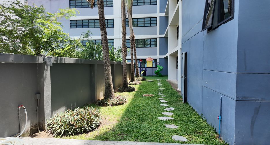 For sale 1 bed condo in Bang Lamung, Chonburi