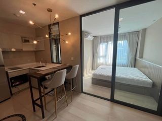 Wohnung zur Miete mit Studio in Pathum Wan, Bangkok