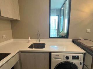 Wohnung zur Miete mit Studio in Pathum Wan, Bangkok