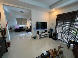 Haus zum Kauf mit 3 Zimmer in Bang Lamung, Chonburi