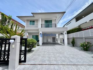 Haus zur Miete mit 3 Zimmer in Bang Lamung, Chonburi