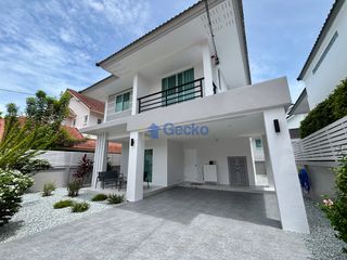 Haus zur Miete mit 3 Zimmer in Bang Lamung, Chonburi