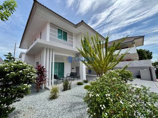 Haus zur Miete mit 3 Zimmer in Bang Lamung, Chonburi