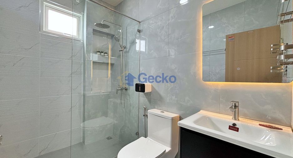 For sale 3 ベッドルーム house in Bang Lamung, Chonburi