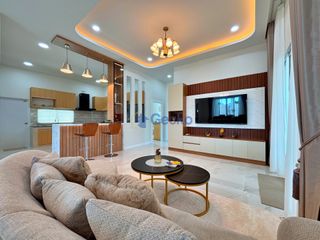 For sale 3 ベッドルーム house in Bang Lamung, Chonburi