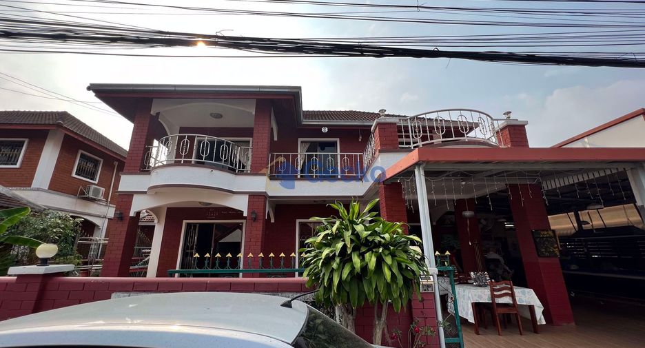 Casa en venta de 4 habitaciones en Bang Lamung, Chonburi
