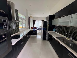 For sale 3 ベッドルーム house in Bang Lamung, Chonburi