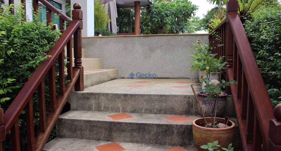 For sale 3 ベッドルーム house in Bang Lamung, Chonburi