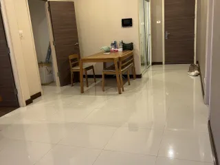 À vendre 2 chambres condo à Yan Nawa, Bangkok