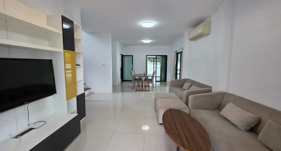 For rent 3 bedrooms house in Ban Chang, Rayong