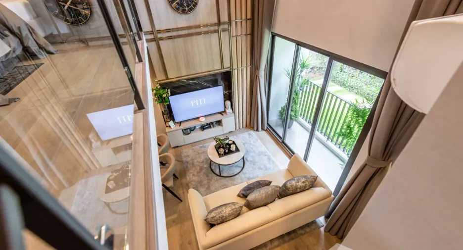 Продажа 1 кровать кондо в Пхра Кханонг, Бангкок