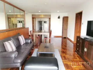 For rent そして for sale 2 ベッドルーム condo in Watthana, Bangkok