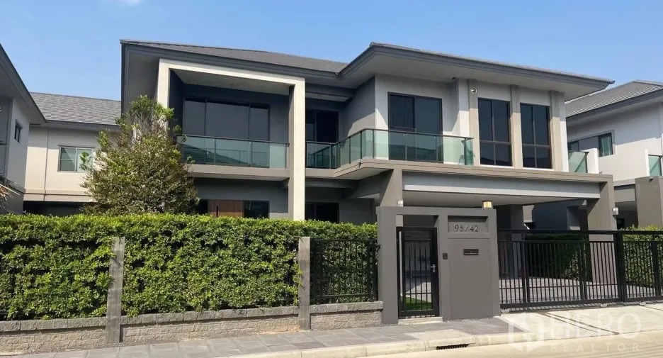 Casa en alquiler de 4 habitaciones en Prawet, Bangkok