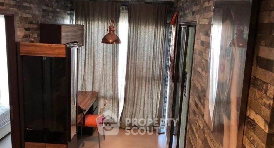 Condo en alquiler de 1 habitaciones en Huai Khwang, Bangkok