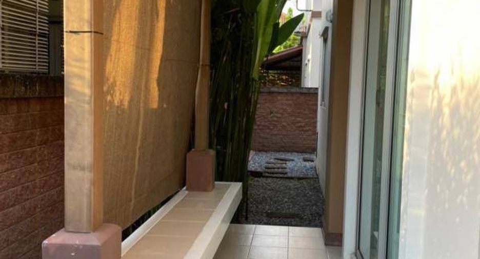 Haus zur Miete mit 3 Zimmer in Bang Phli, Samut Prakan