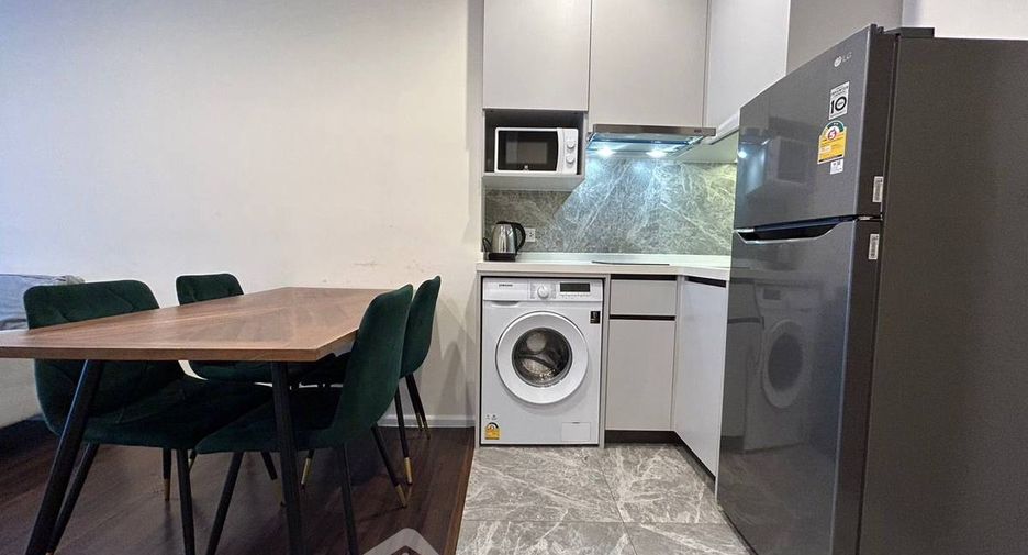 For rent 2 bedrooms condo in Bang Na, Bangkok
