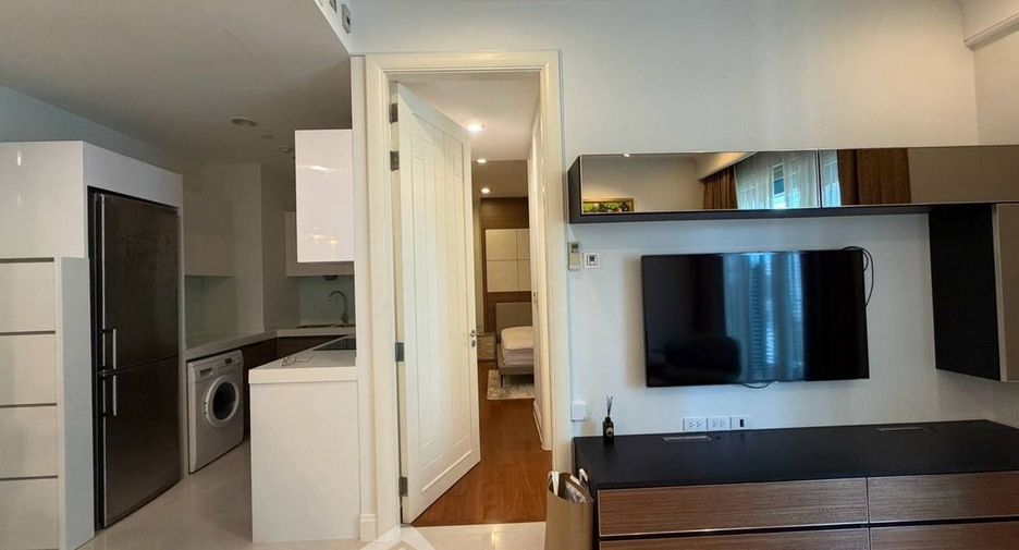 For rent and for sale 2 bedrooms condo in Pathum Wan, Bangkok