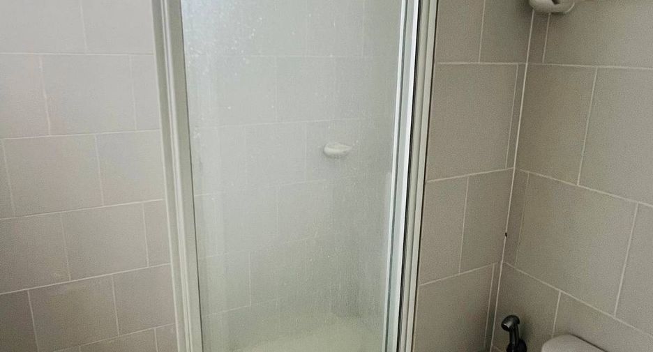For sale 2 ベッドルーム condo in Prawet, Bangkok