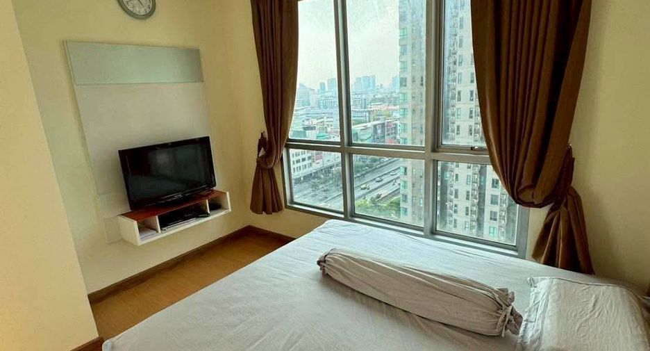 À louer 2 chambres condo à Huai Khwang, Bangkok