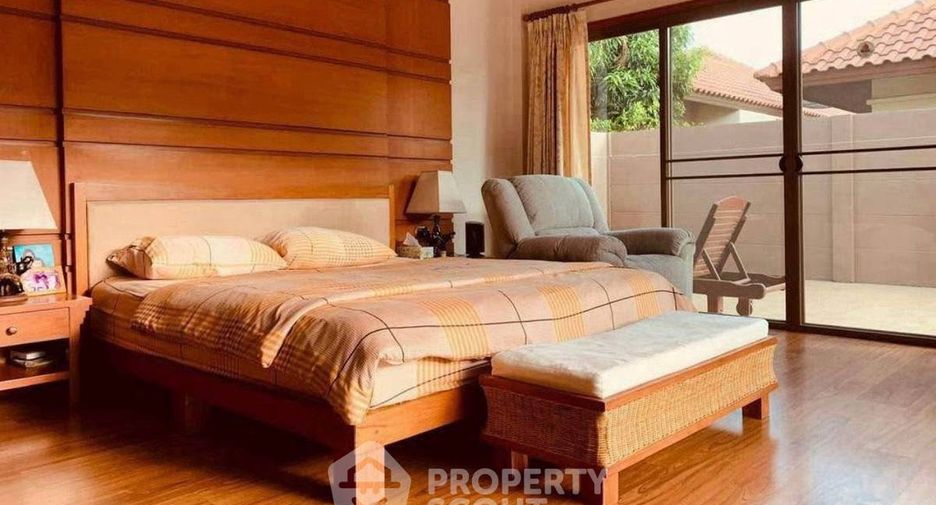 For rent 3 ベッドルーム villa in Huay Yai, Pattaya