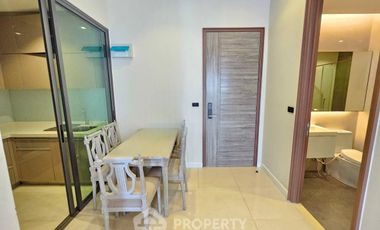 For rent 2 ベッドルーム condo in Phra Khanong, Bangkok