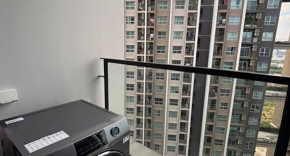 À louer 1 chambre condo à Huai Khwang, Bangkok