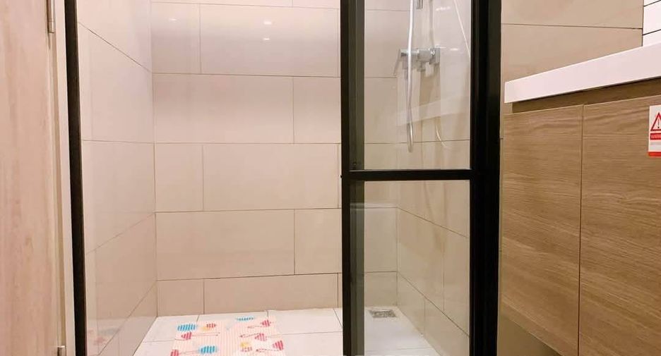 For rent 1 bed condo in Ratchathewi, Bangkok