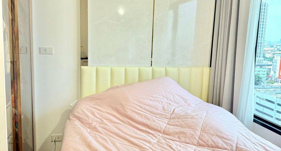 For sale 2 bedrooms condo in Phasi Charoen, Bangkok