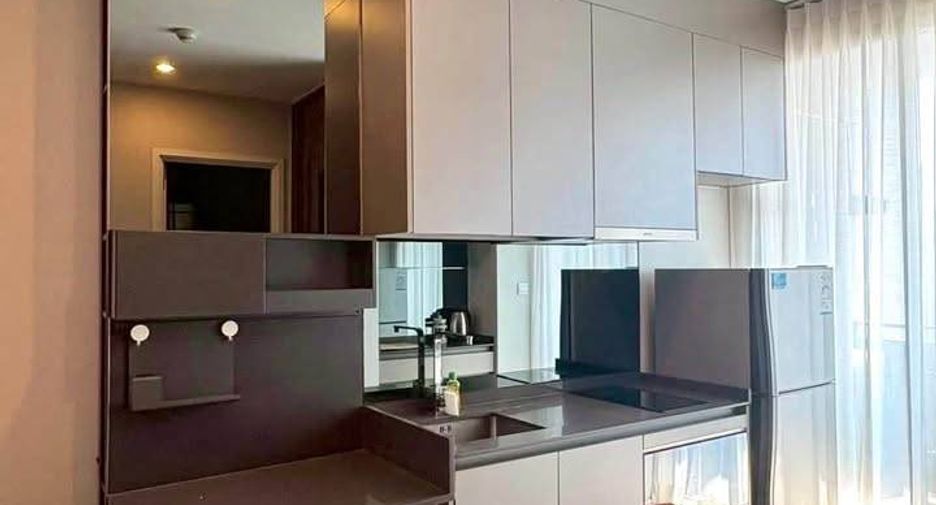 Condo en alquiler de 1 habitaciones en Khlong Toei, Bangkok