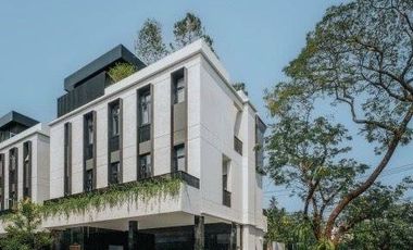 For sale 4 ベッドルーム house in Bang Kapi, Bangkok