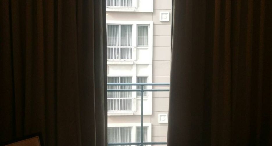 For rent and for sale 2 bedrooms condo in Pathum Wan, Bangkok