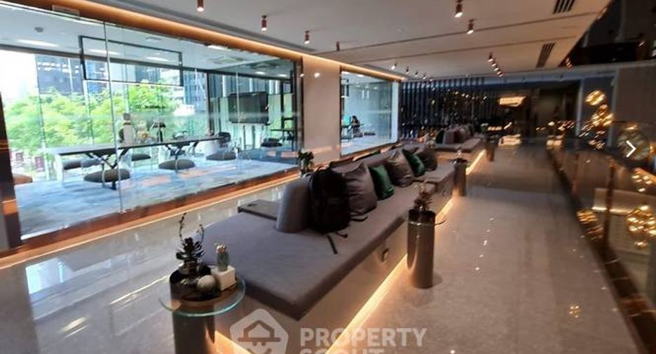 Condo en alquiler y en venta de 1 habitaciones en Huai Khwang, Bangkok
