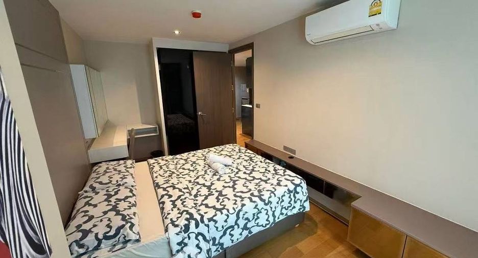 For rent and for sale 2 bedrooms condo in Bang Rak, Bangkok