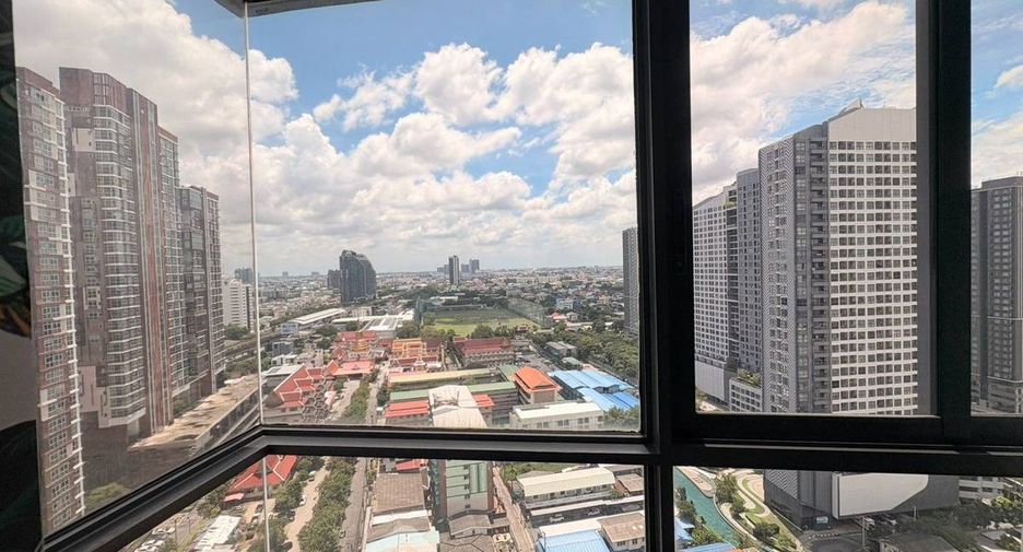 Condo en alquiler y en venta de 2 habitaciones en Bang Na, Bangkok