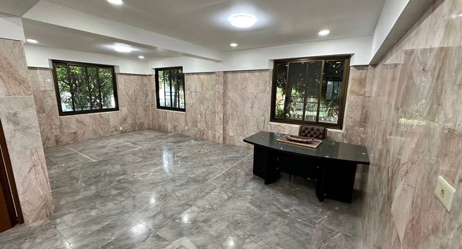 For rent and for sale 1 bed house in Bang Lamung, Chonburi