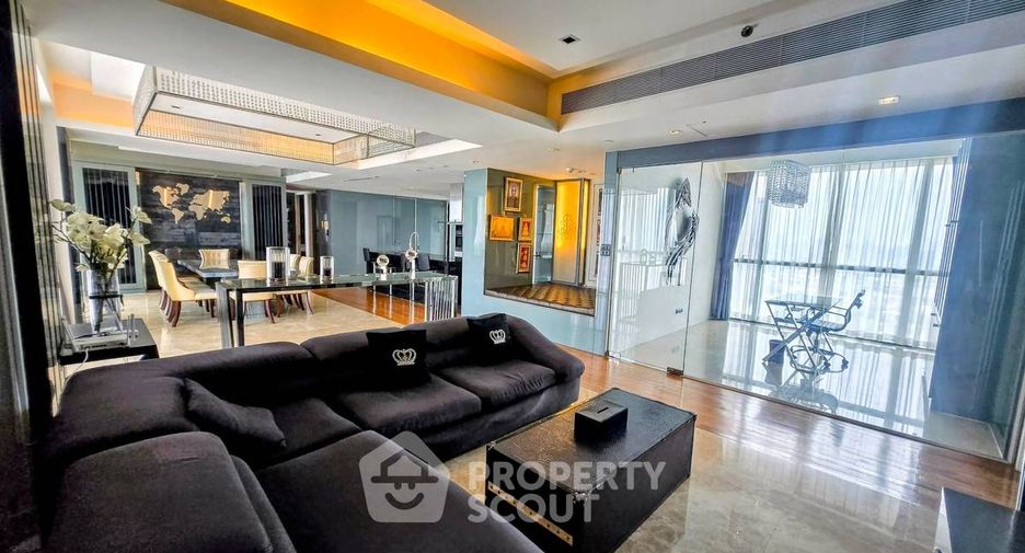 For rent and for sale 3 bedrooms condo in Yan Nawa, Bangkok