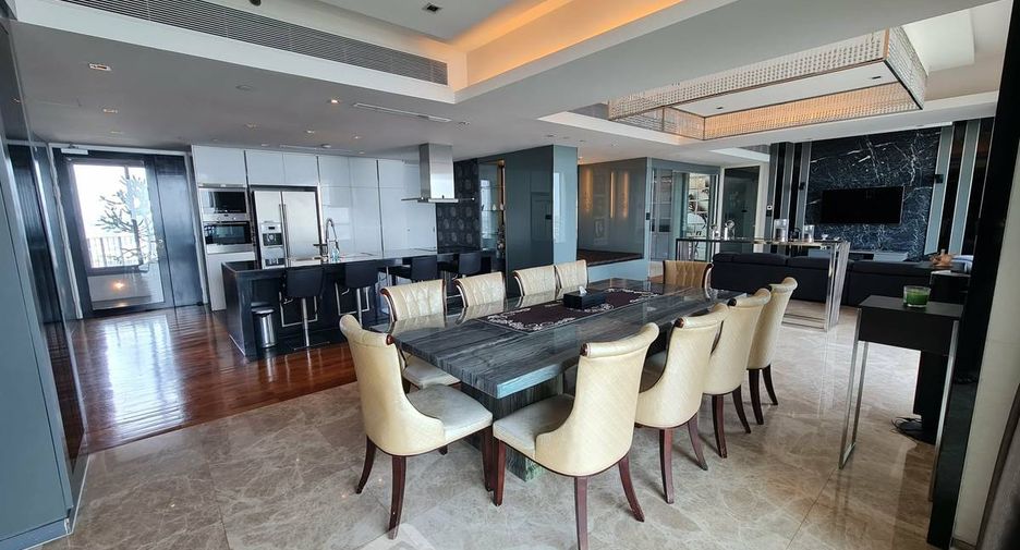 For rent and for sale 3 bedrooms condo in Yan Nawa, Bangkok