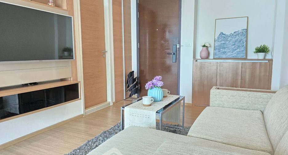 For sale 1 bed condo in Phra Khanong, Bangkok