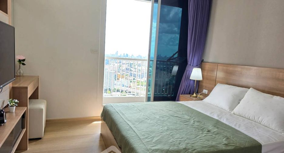 For sale 1 bed condo in Phra Khanong, Bangkok