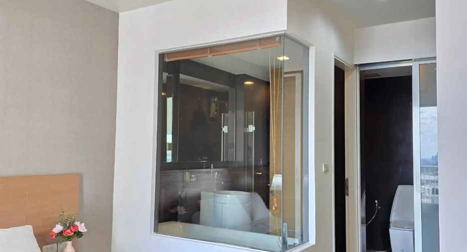 For sale 1 bed condo in Phra Khanong, Bangkok